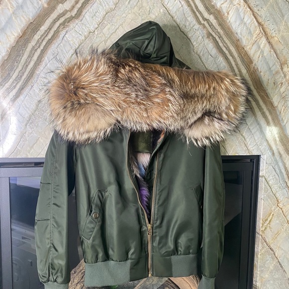 MR&MRS Italy New York Bomber Jacket with Fox Fur - Picture 3 of 6